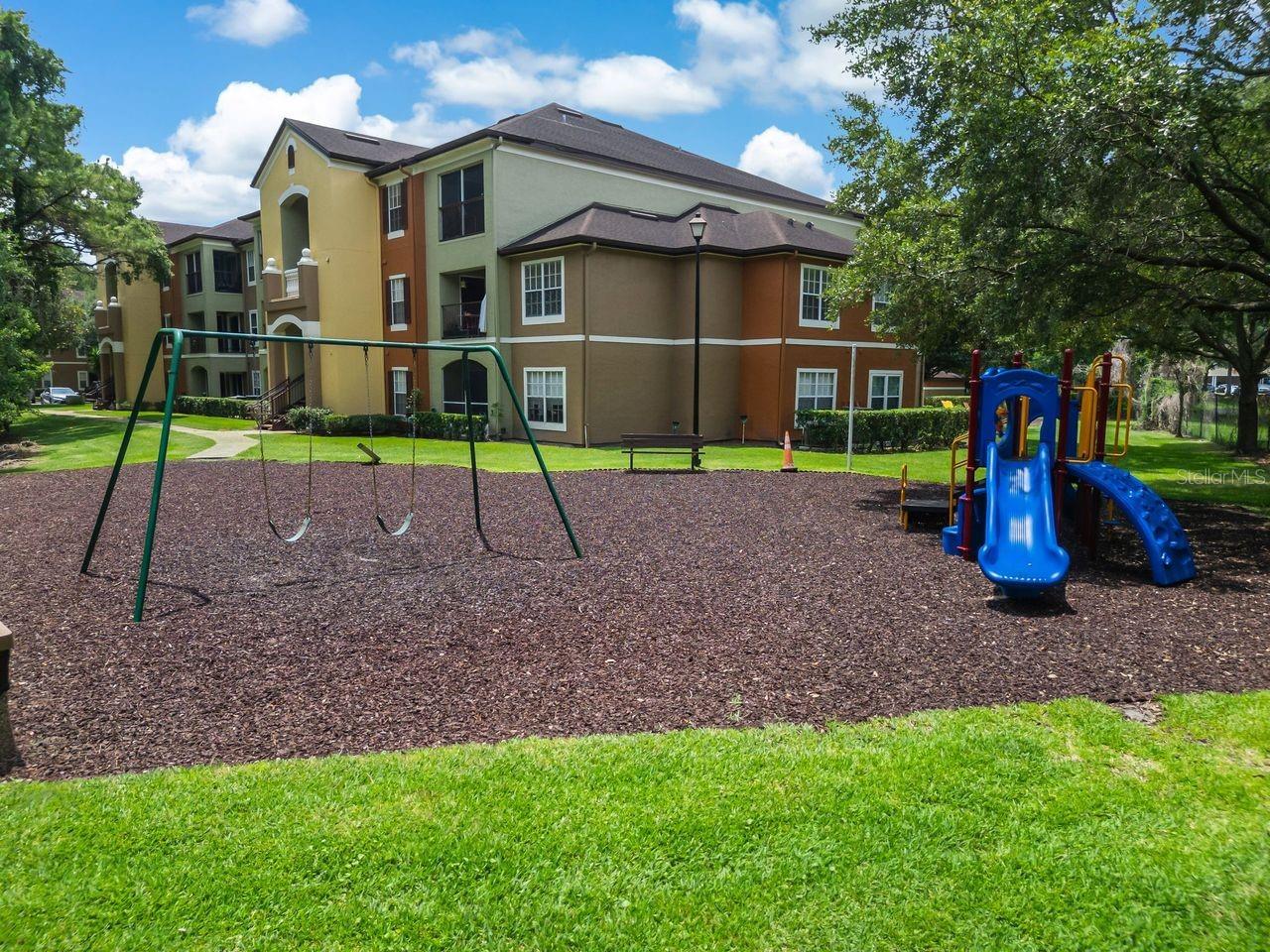 CREST/WATERFORD LAKES - Residential