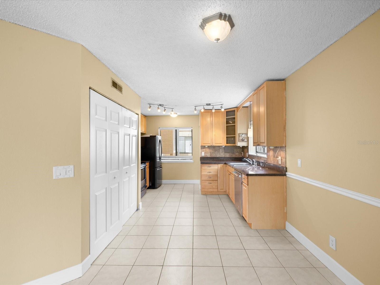 BELLEAIR VILLAGE CONDO - Residential