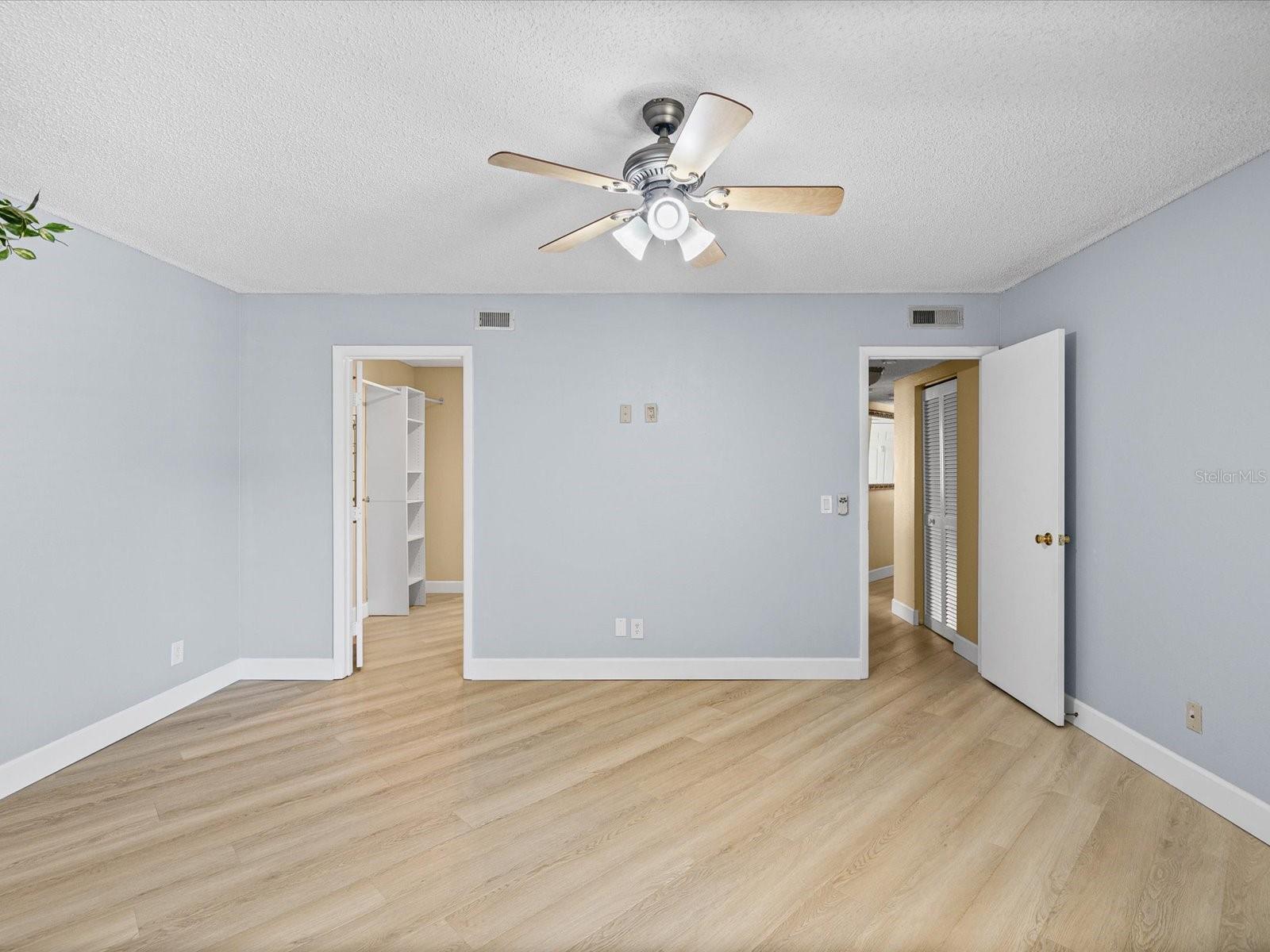 BELLEAIR VILLAGE CONDO - Residential
