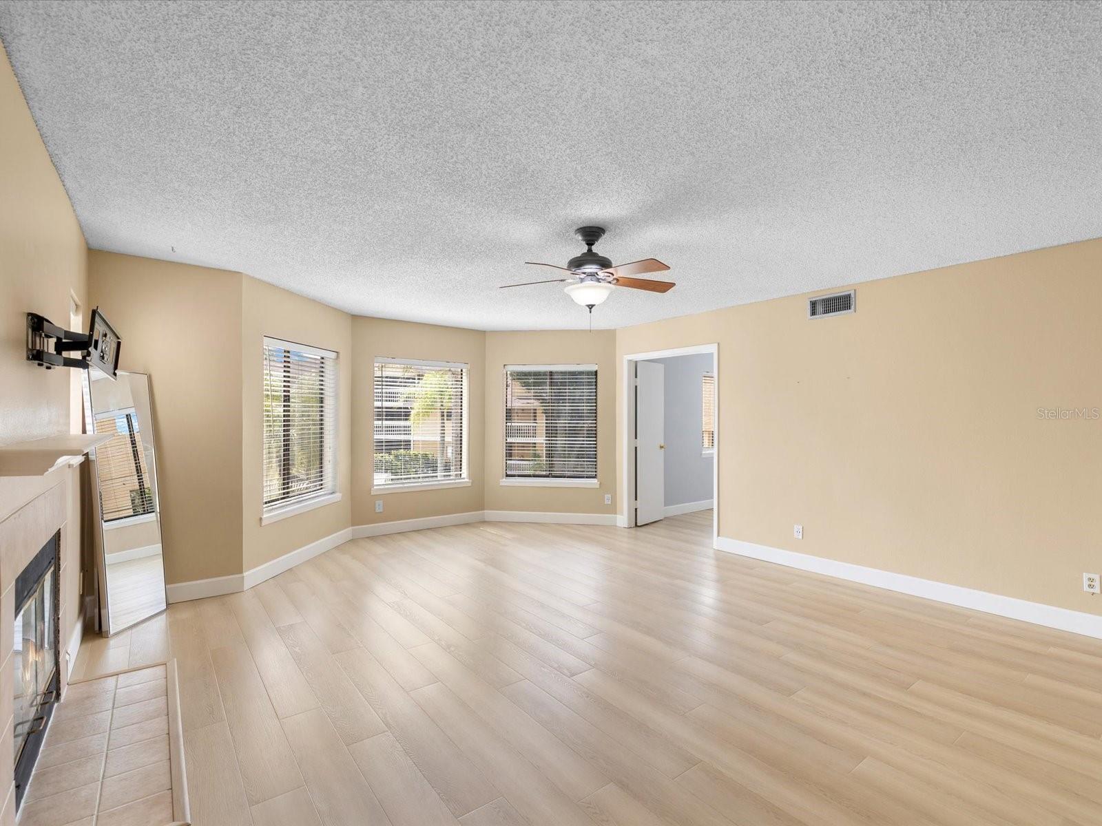 BELLEAIR VILLAGE CONDO - Residential
