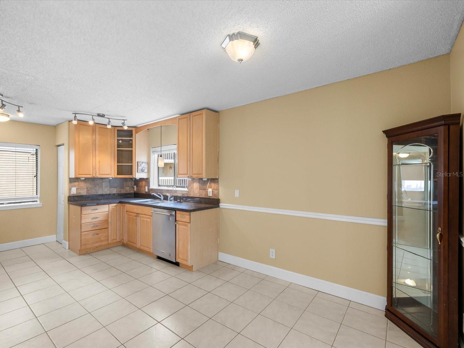 BELLEAIR VILLAGE CONDO - Residential