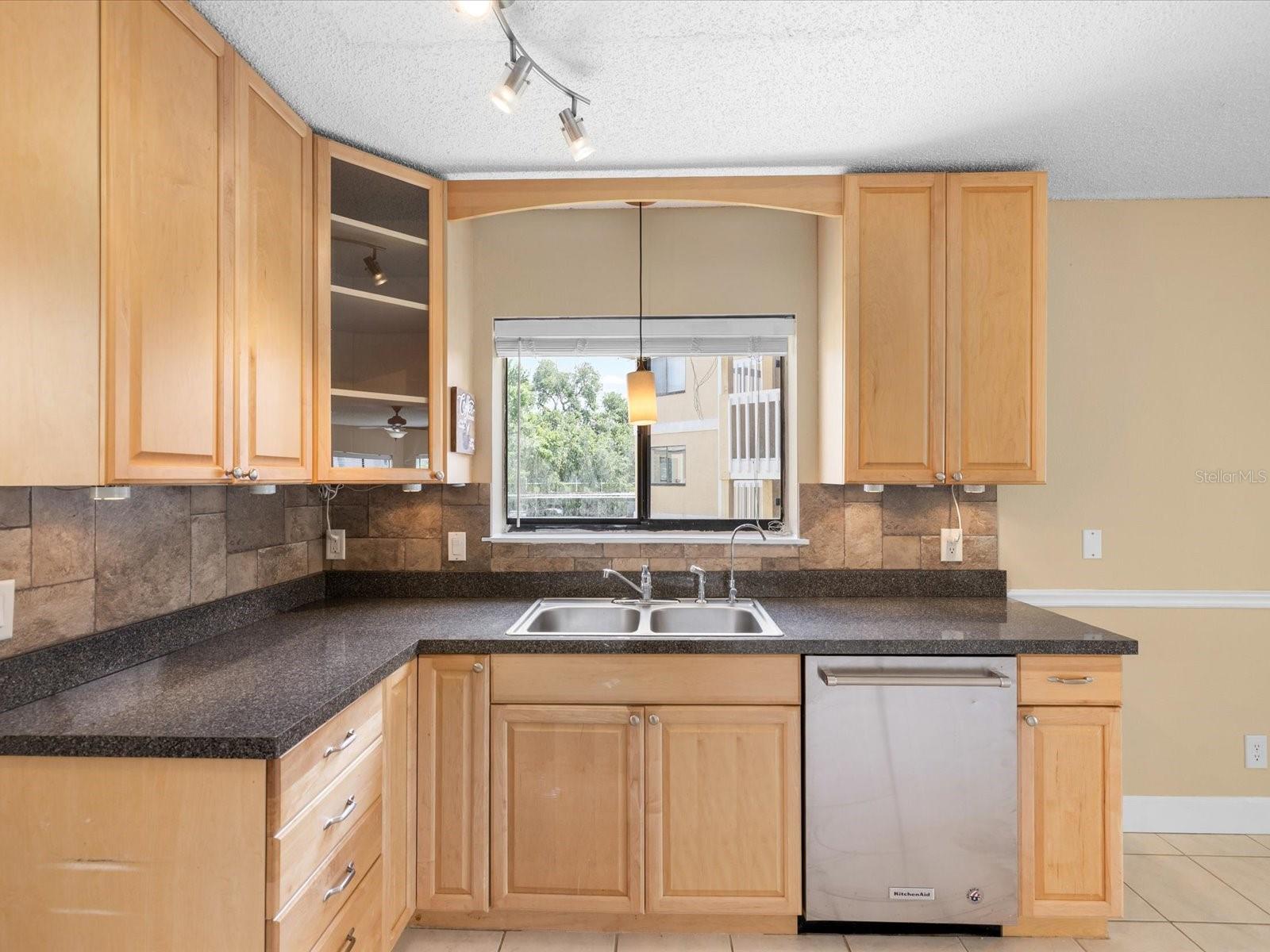 BELLEAIR VILLAGE CONDO - Residential