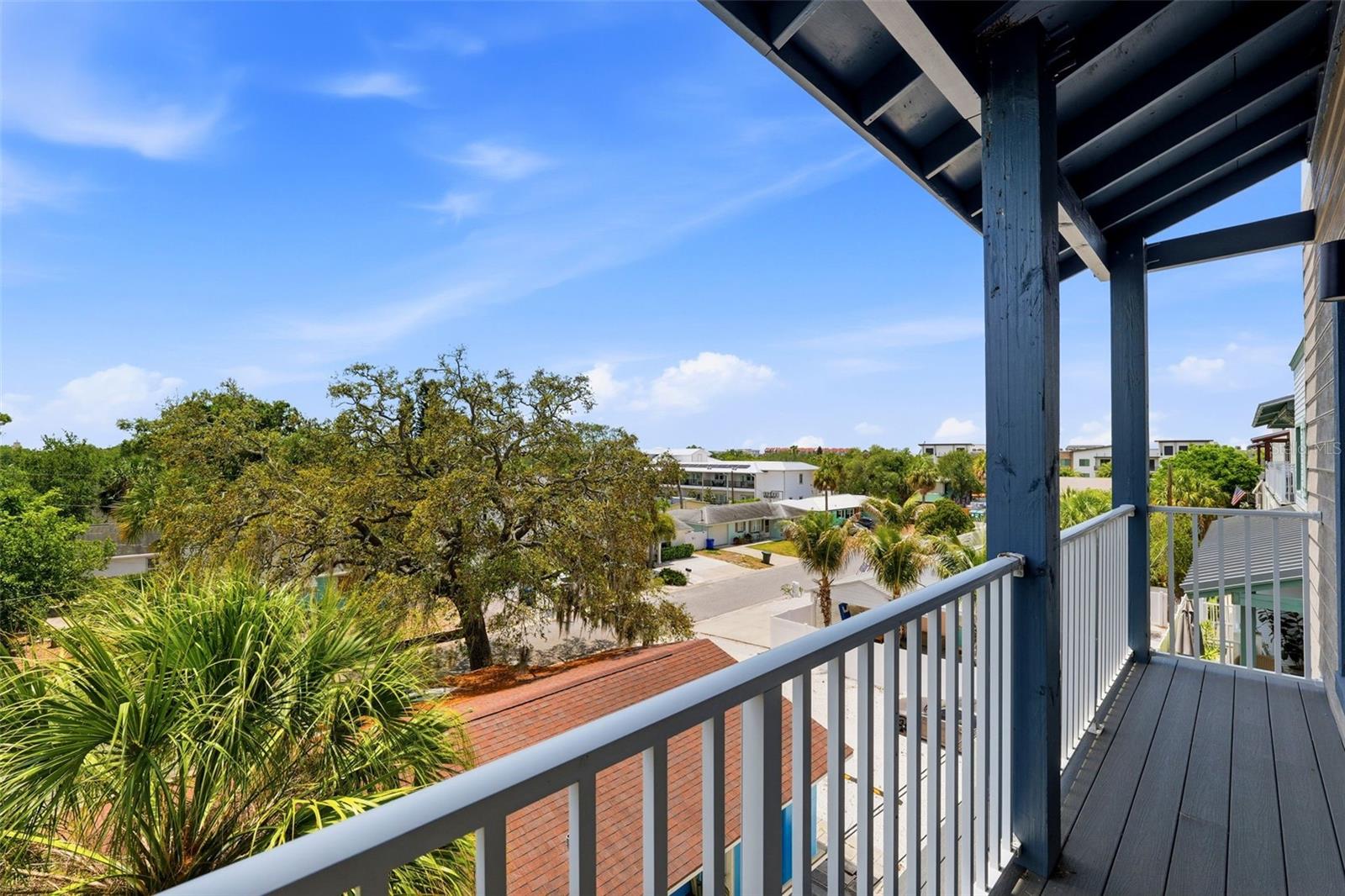 HIGHLAND TWNHMS - Residential Lease