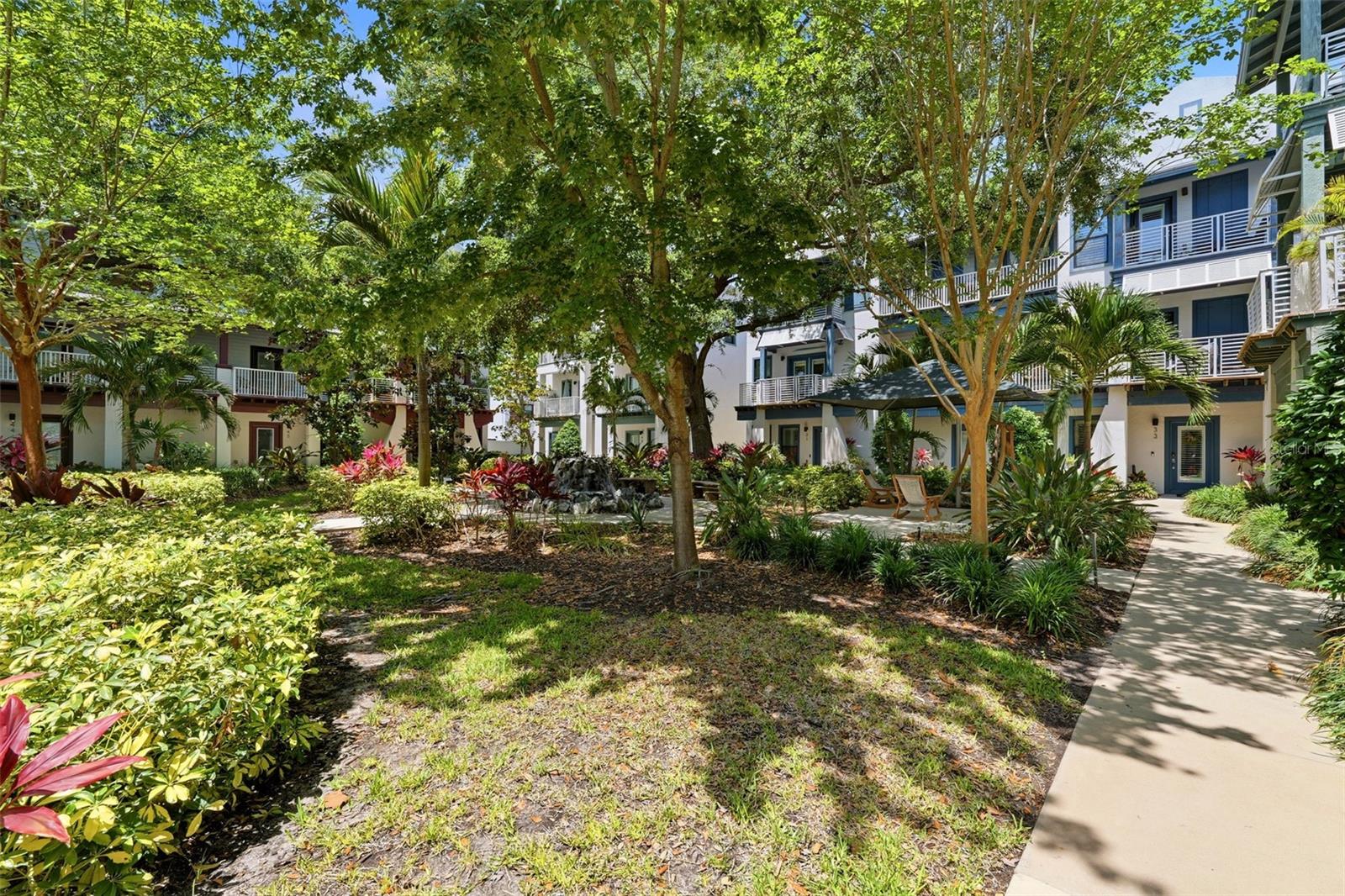 HIGHLAND TWNHMS - Residential Lease