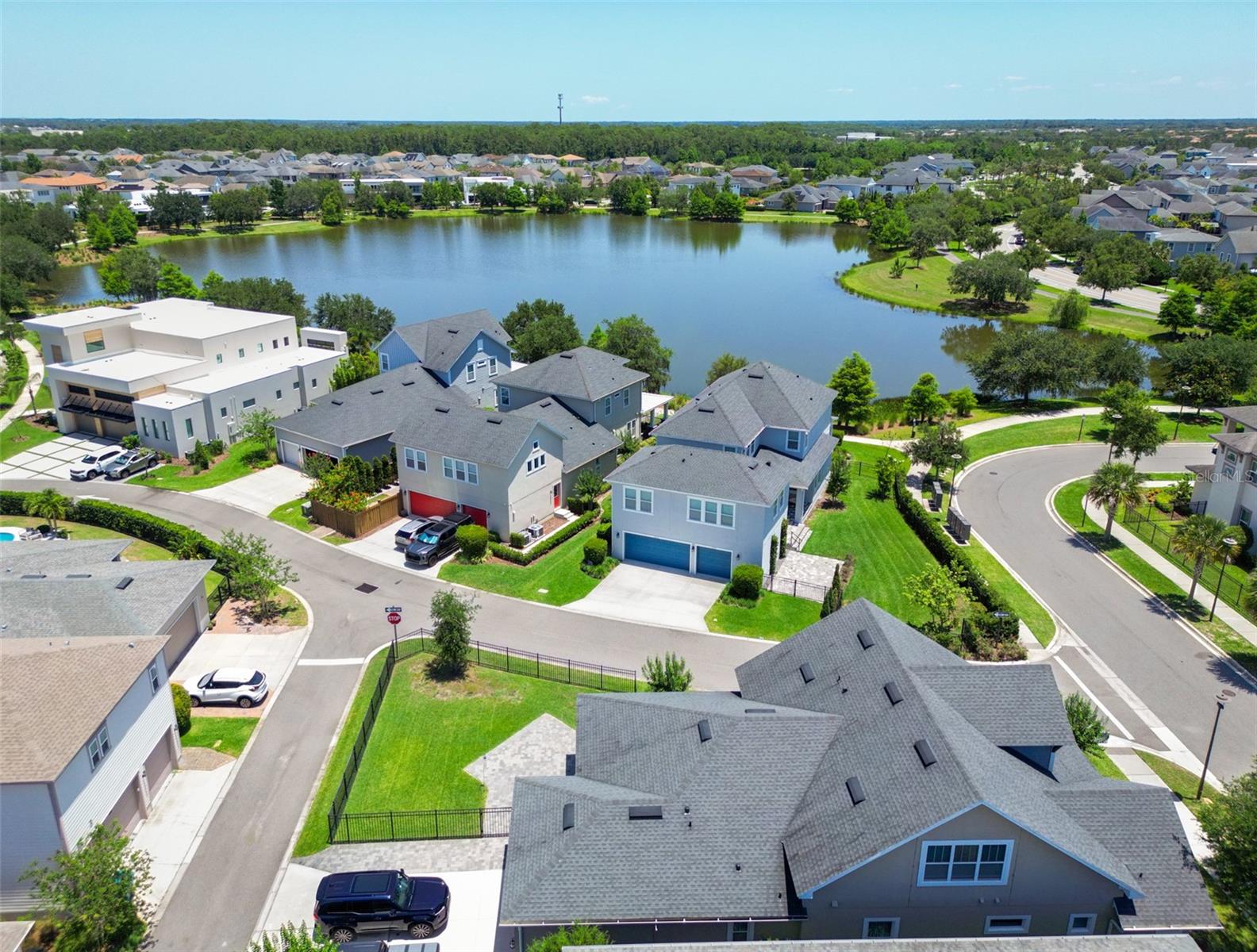 LAUREATE PARK - Residential Lease