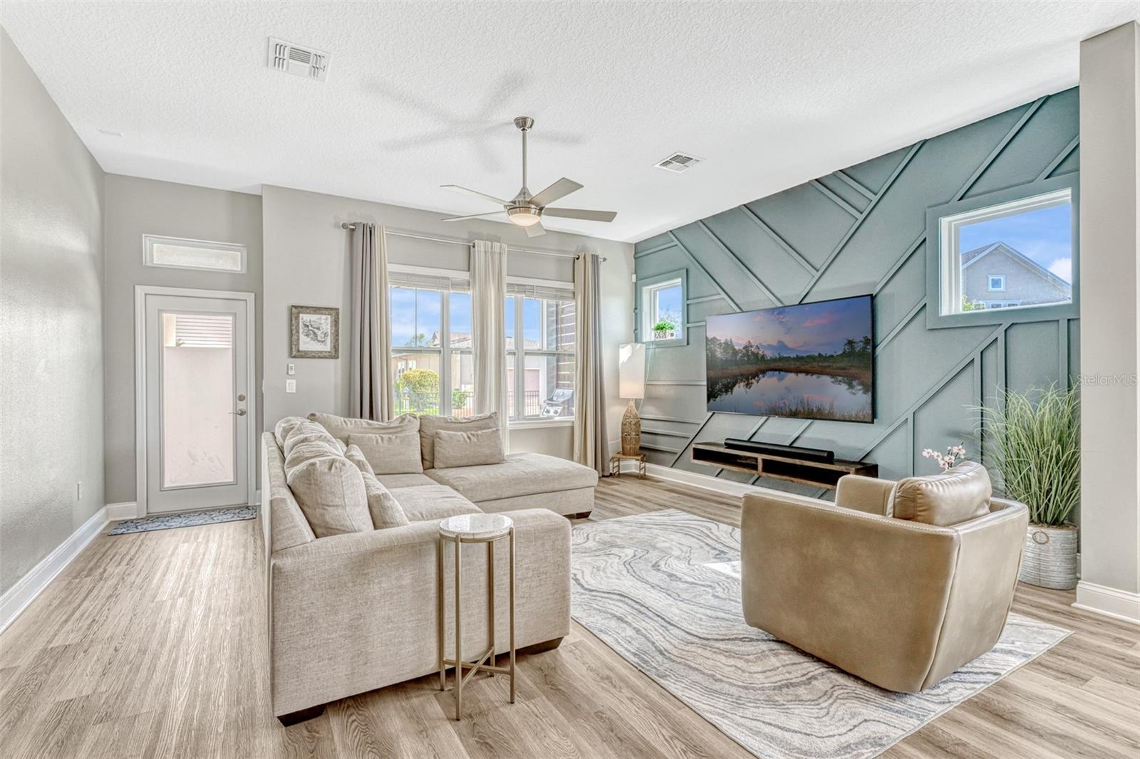 LAUREATE PARK - Residential Lease