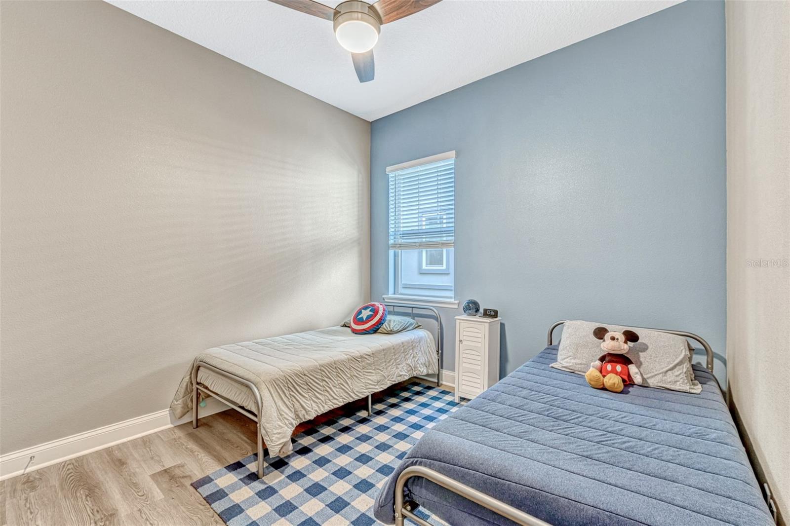 LAUREATE PARK - Residential Lease