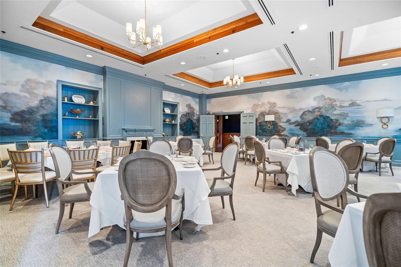 MERIDIAN AT THE OAKS PRESERVE - Residential