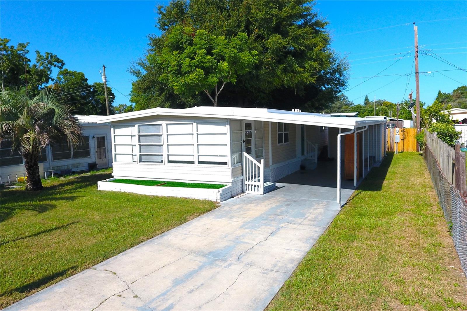 DIXIE GRVS ESTATES - Residential