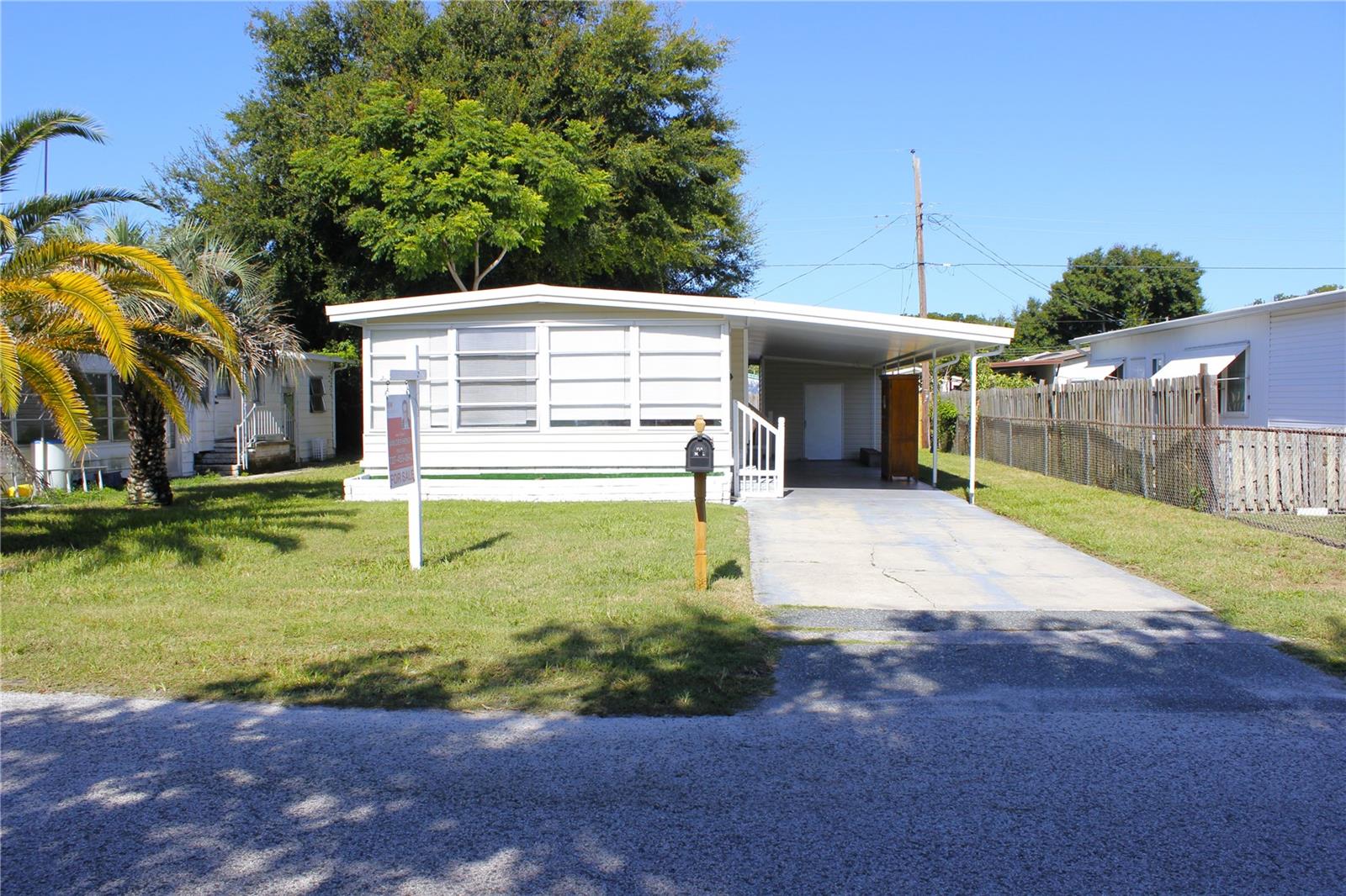 DIXIE GRVS ESTATES - Residential