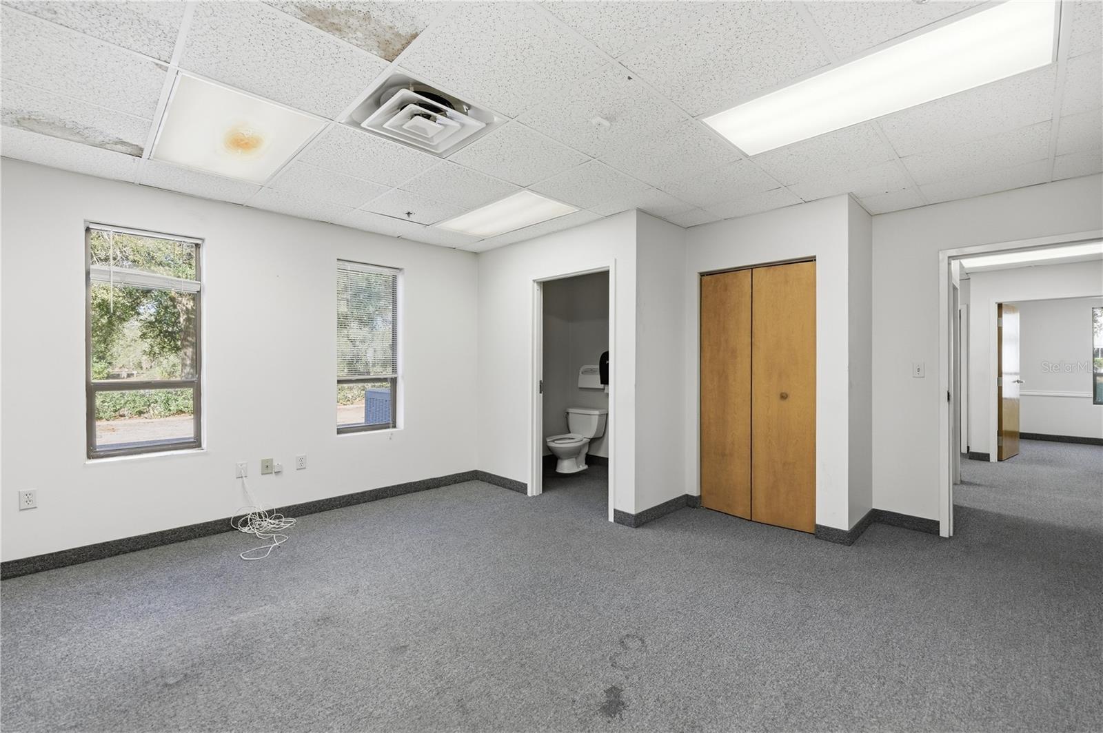 OCALA AIRPORT COMMERCE CENTER - Commercial Sale
