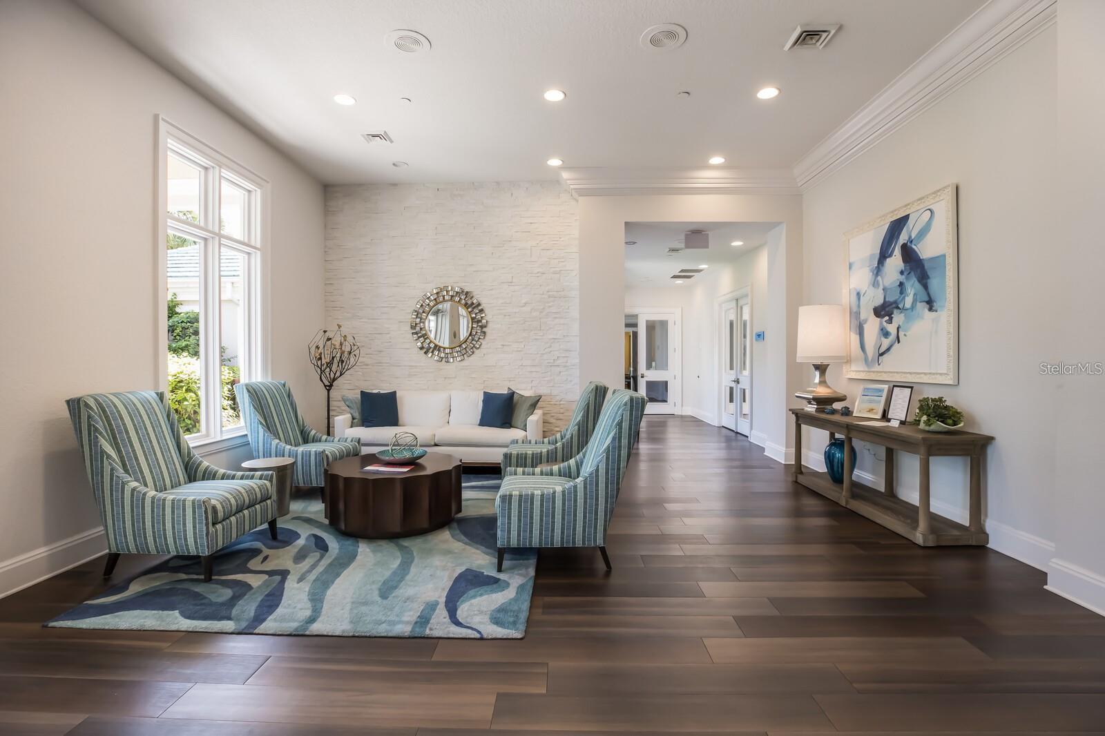 ROSEDALE 10 - Residential