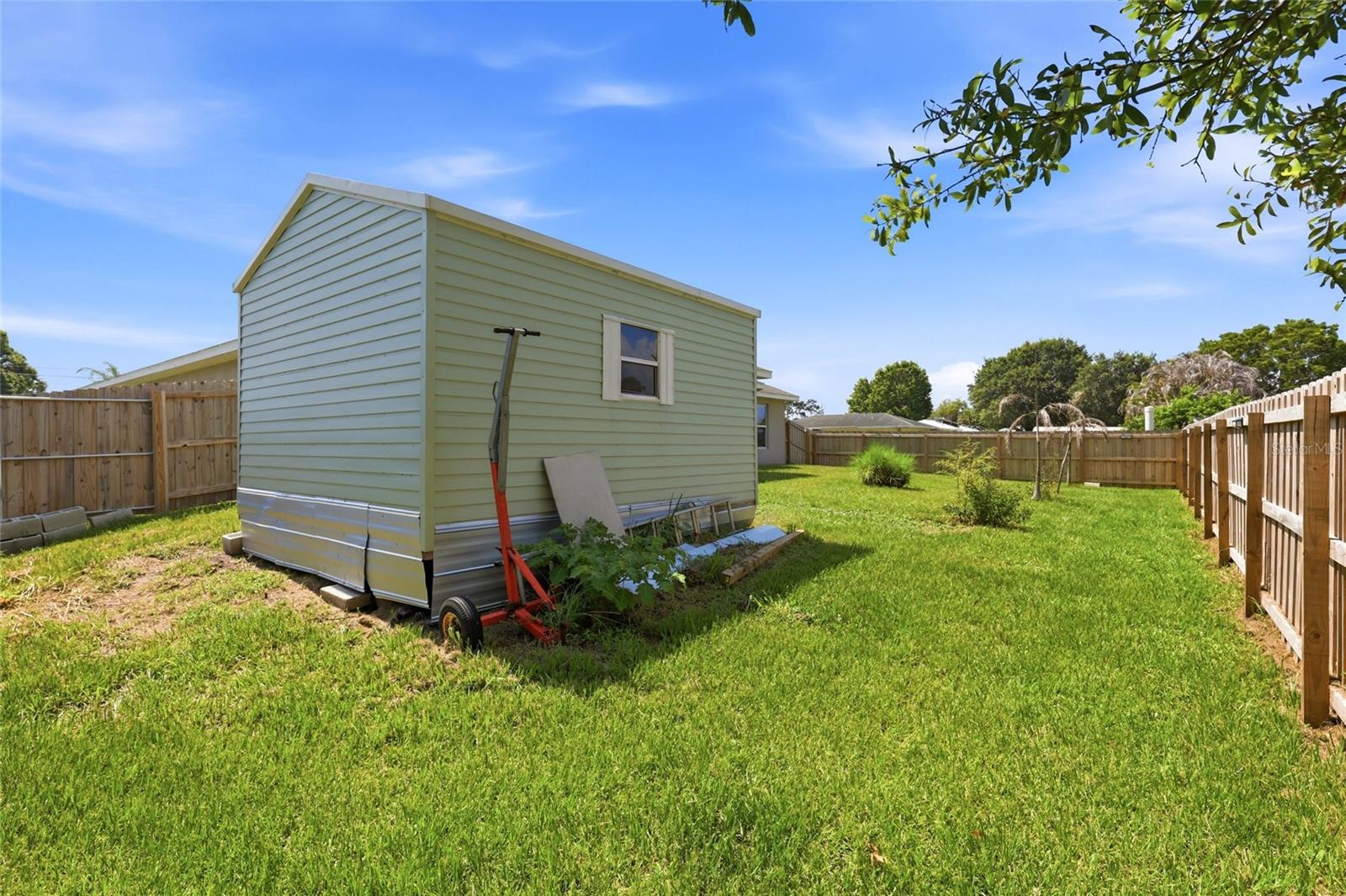 INDIAN RIVER ESTATES - Residential