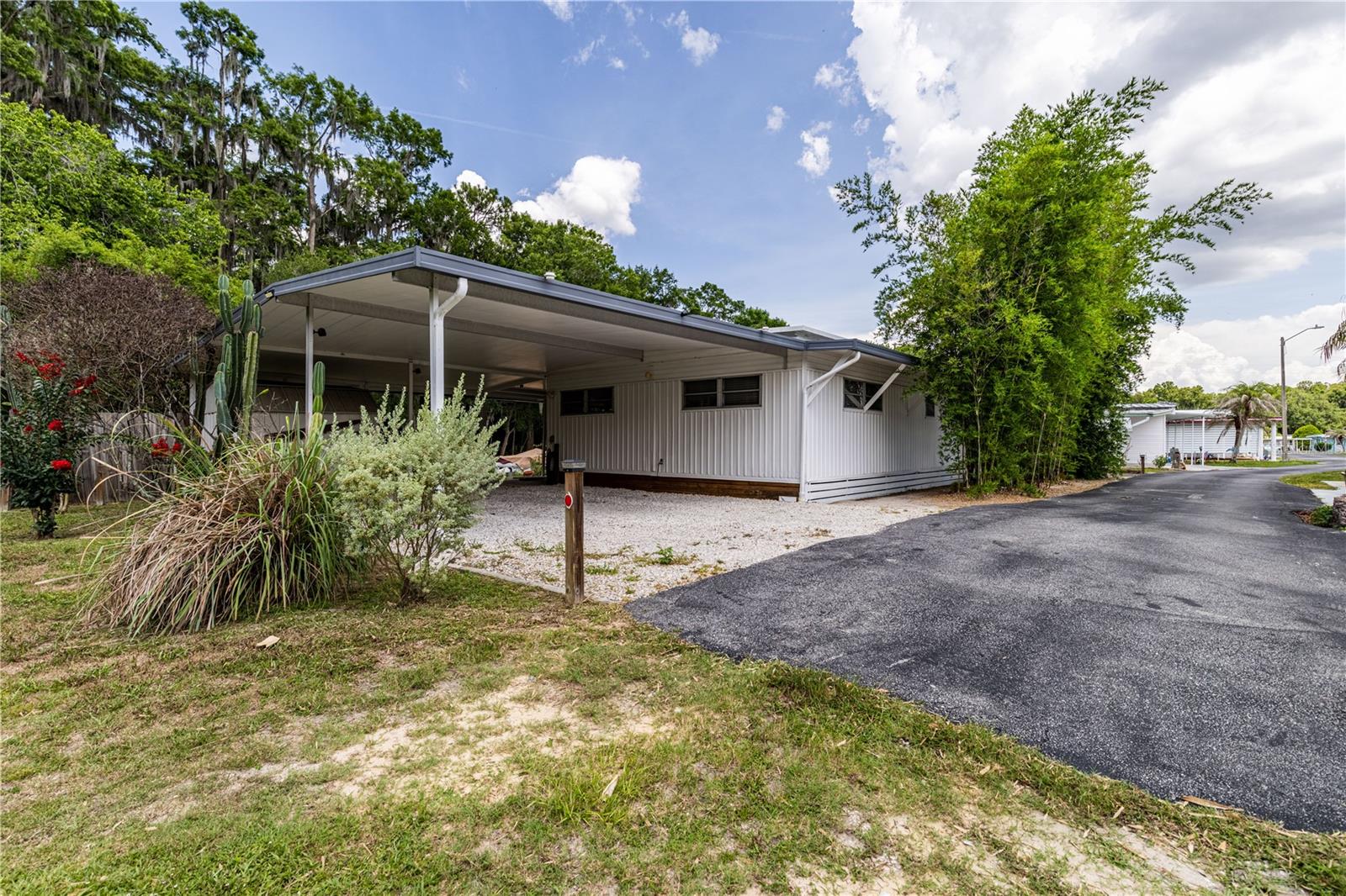 TAVARES LES CHATEAU VILLA MHP - Residential