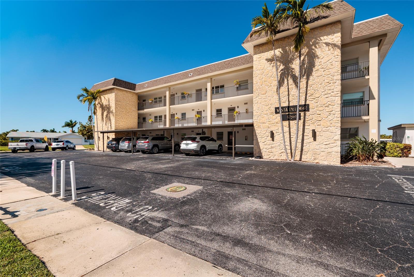 VISTA DEL MAR CONDO - Residential