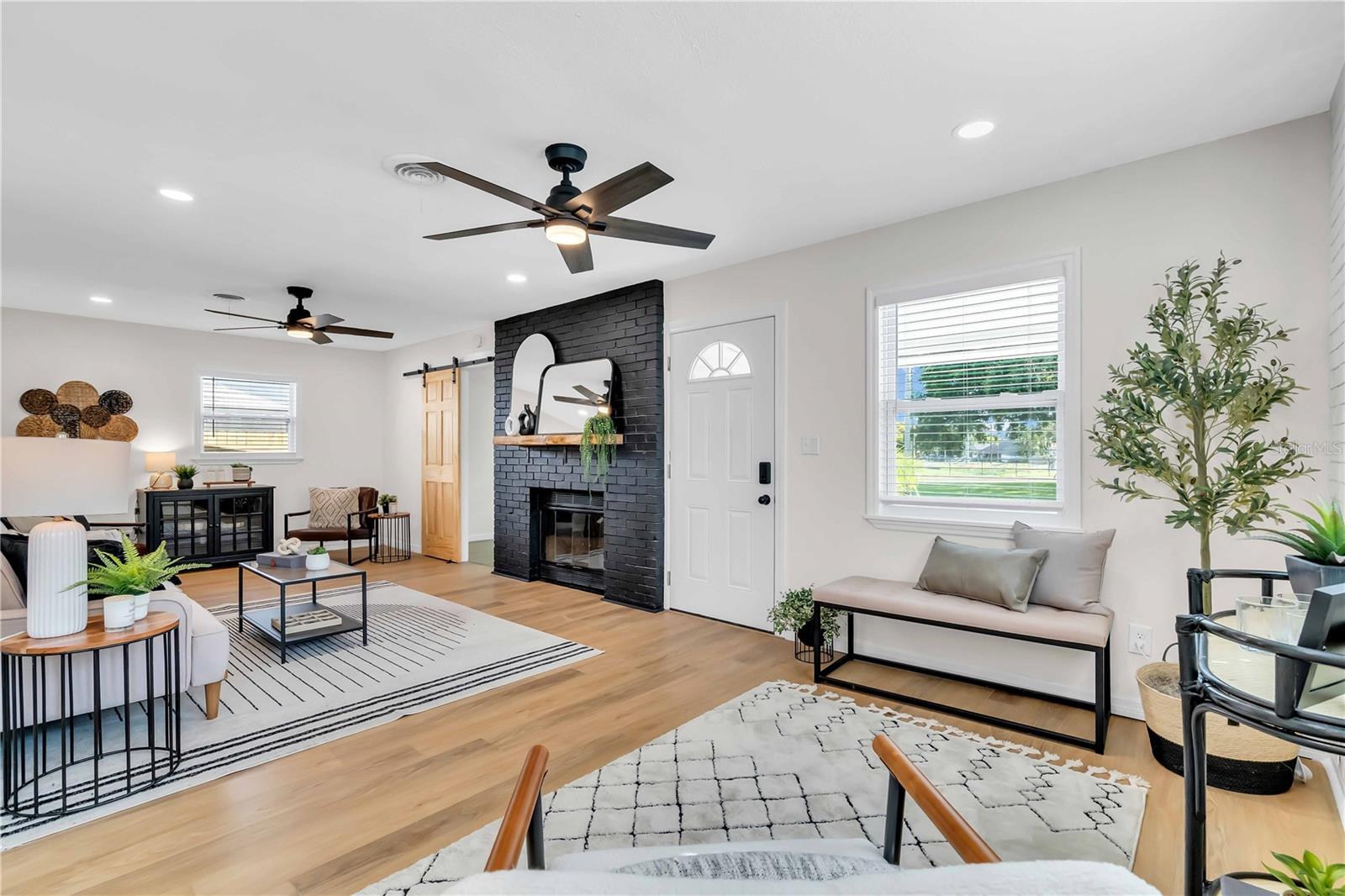 FLORAL VILLA ESTATES - Residential