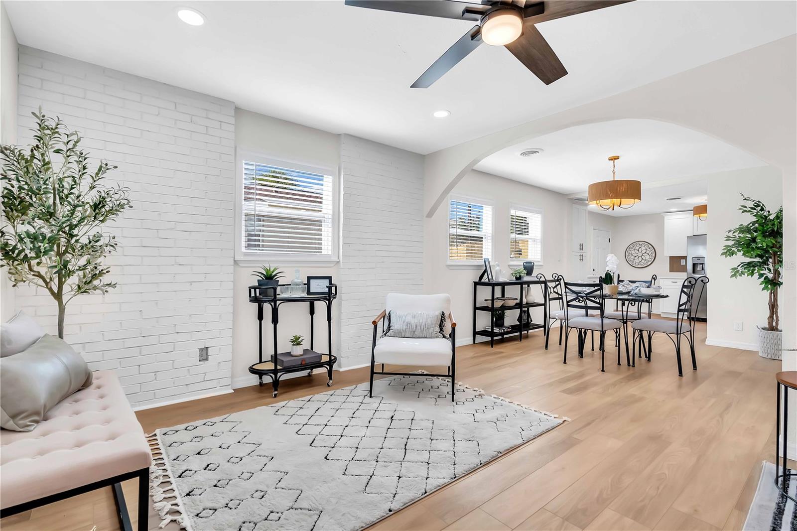 FLORAL VILLA ESTATES - Residential