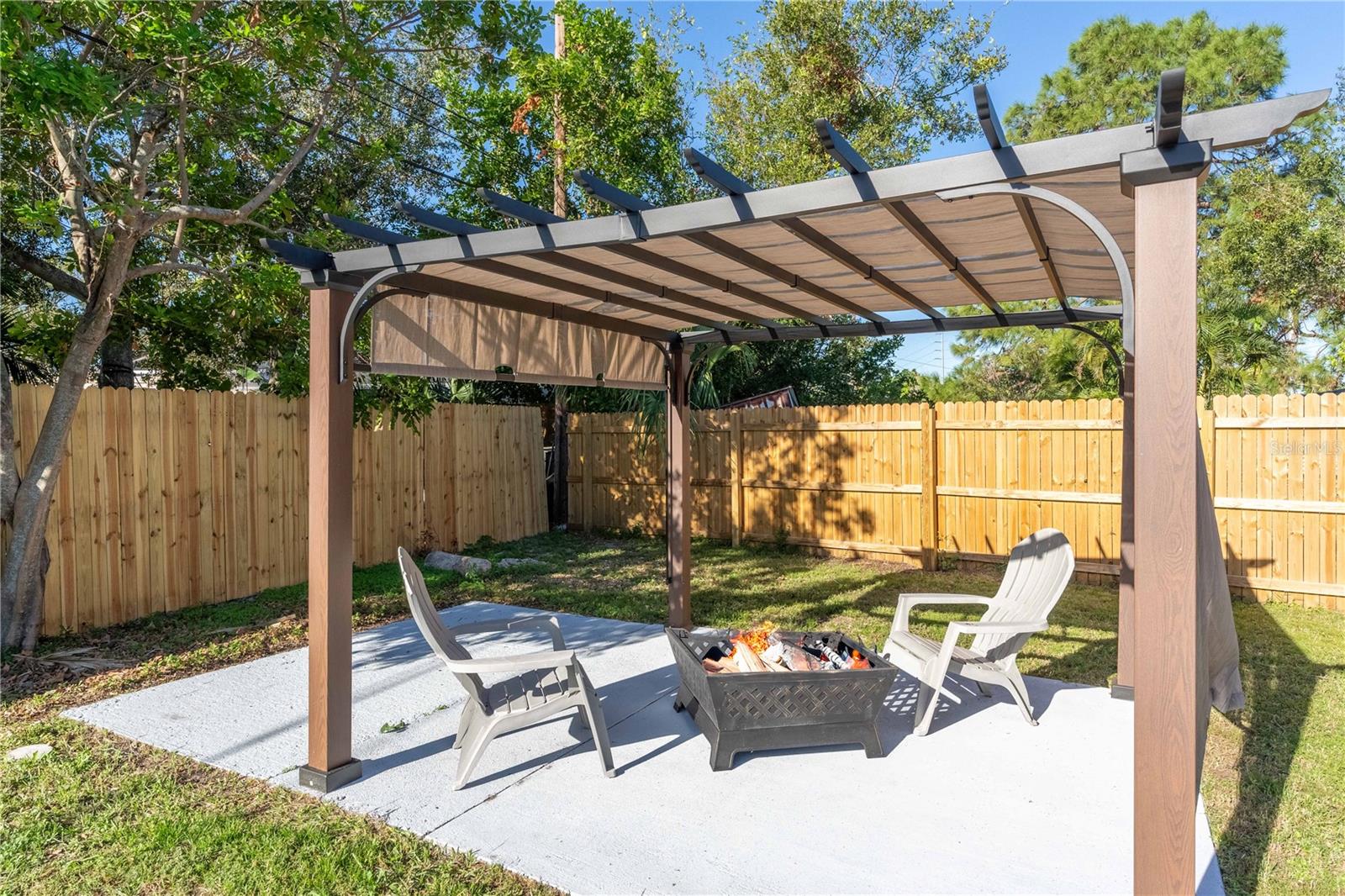FLORAL VILLA ESTATES - Residential