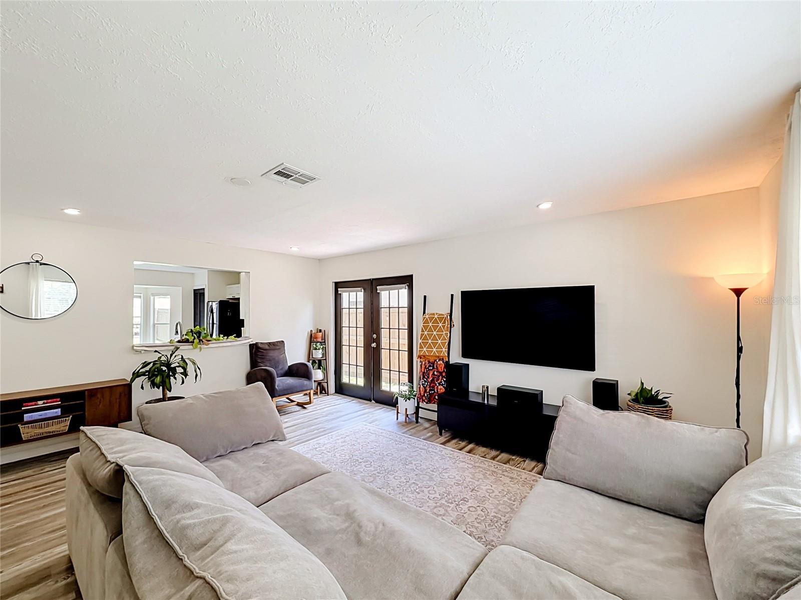 VILLAGE AT CURRY FORD WOODS UNIT 3 - Residential