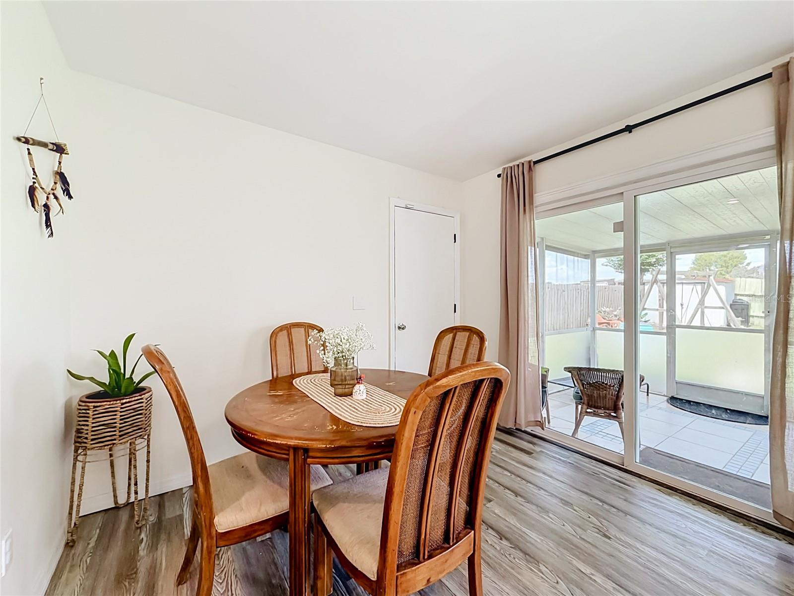 VILLAGE AT CURRY FORD WOODS UNIT 3 - Residential