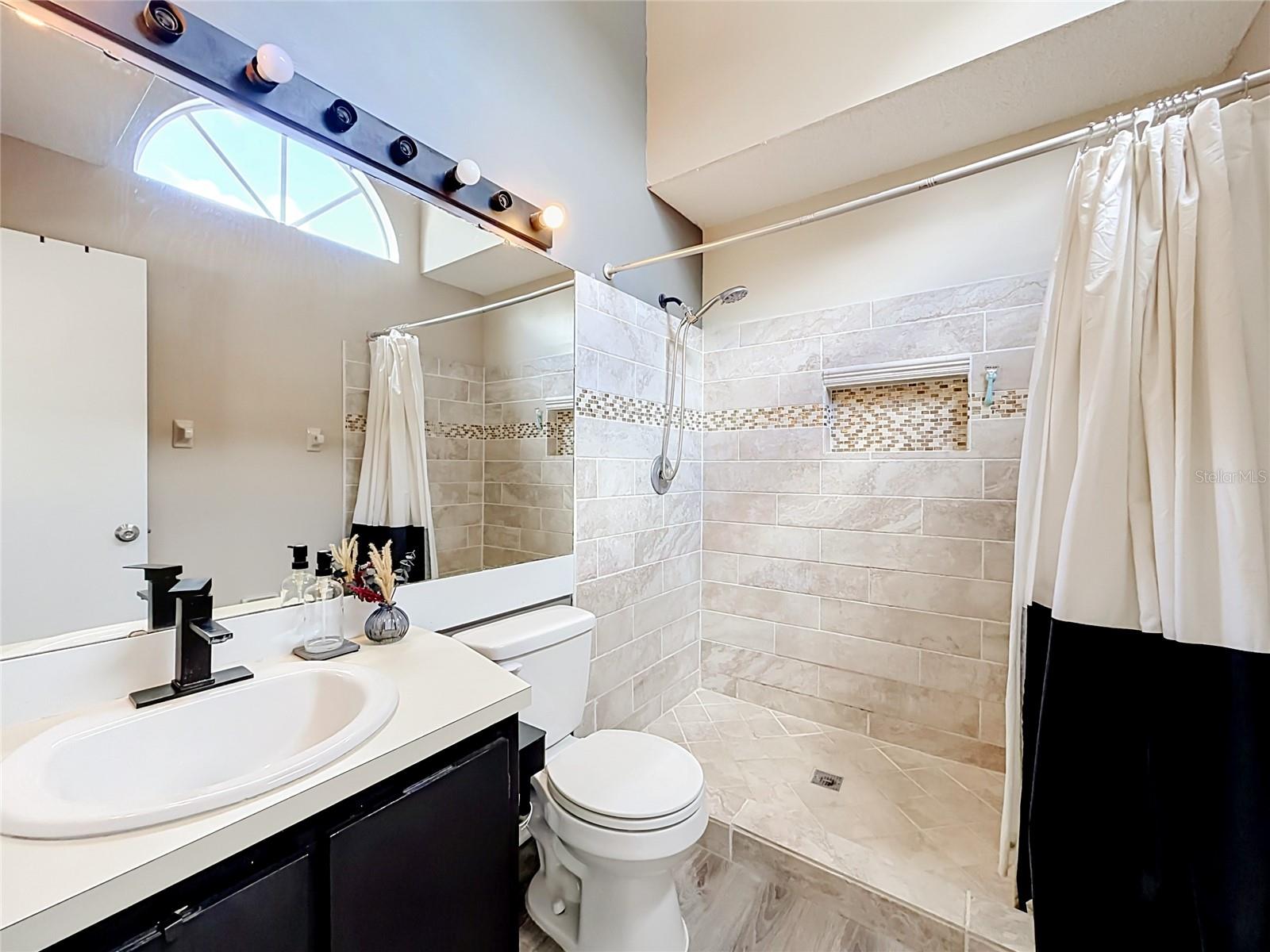VILLAGE AT CURRY FORD WOODS UNIT 3 - Residential