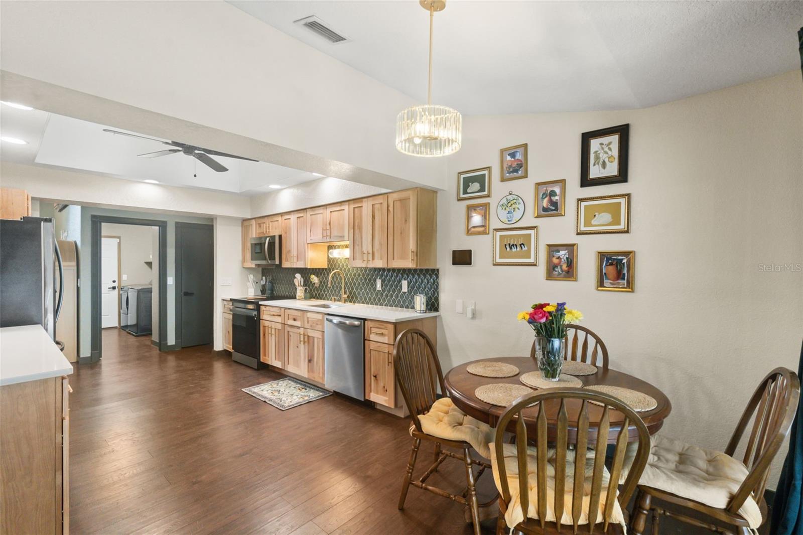 PRESTON HOLLOW - Residential