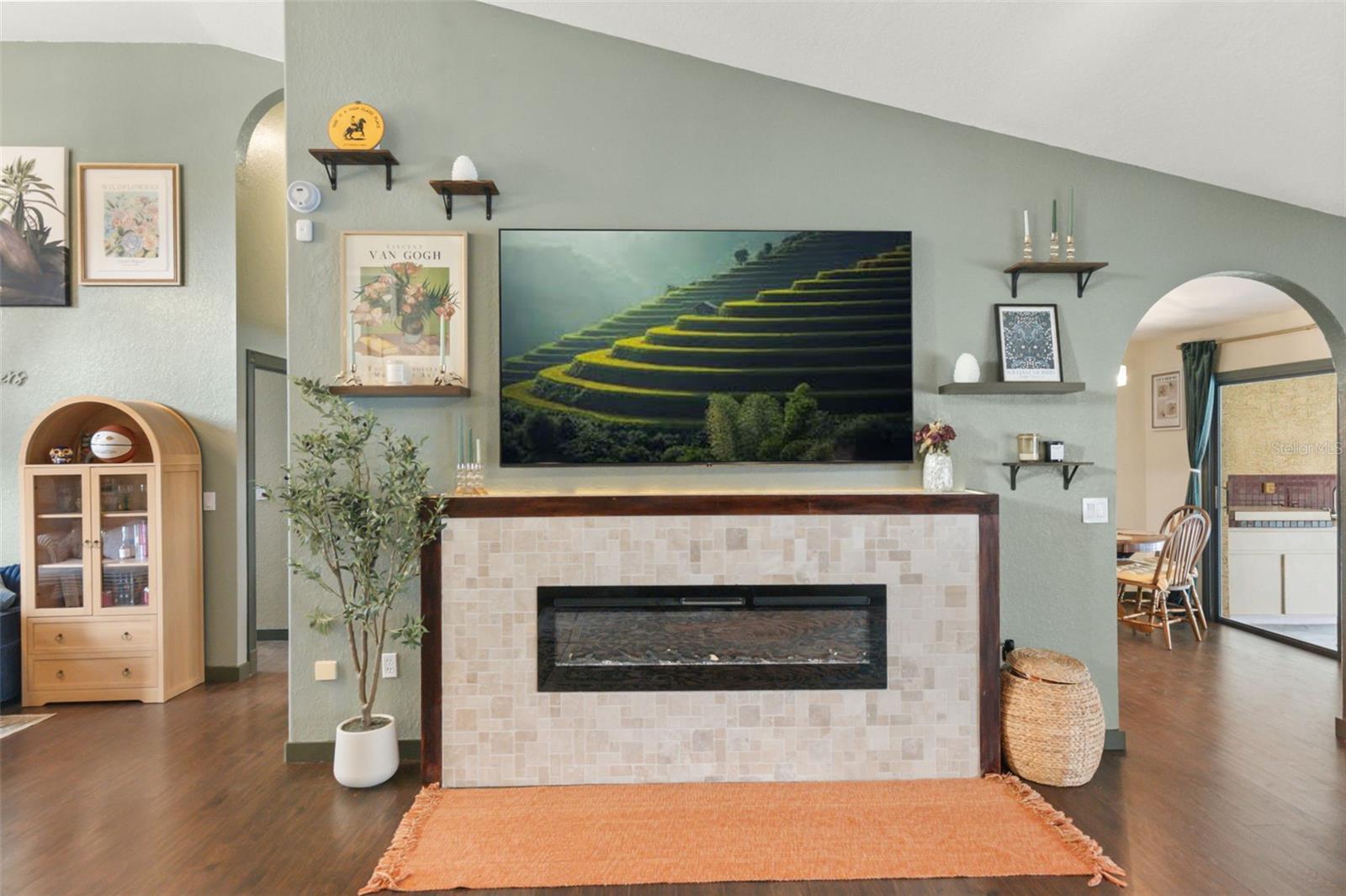 PRESTON HOLLOW - Residential