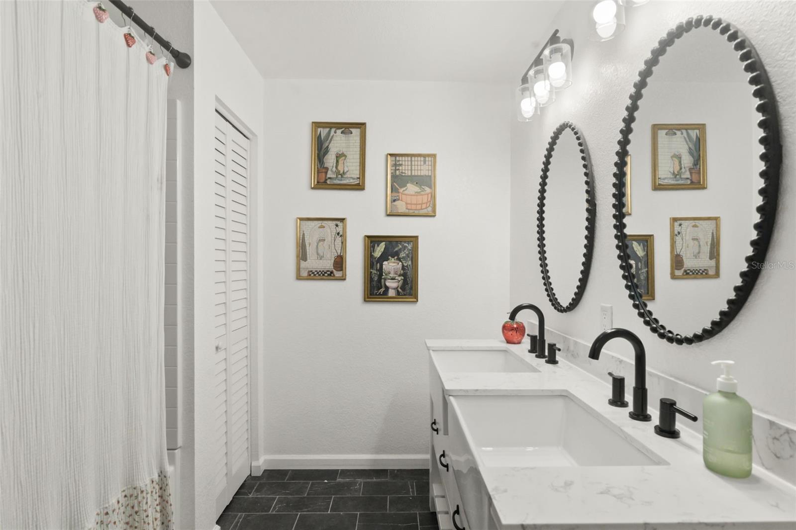 PRESTON HOLLOW - Residential