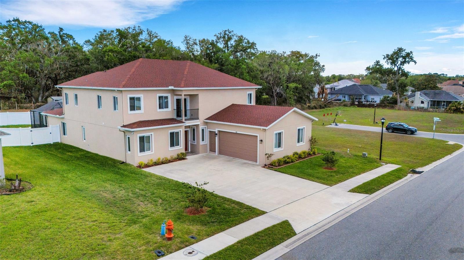 HERITAGE WOODS - Residential