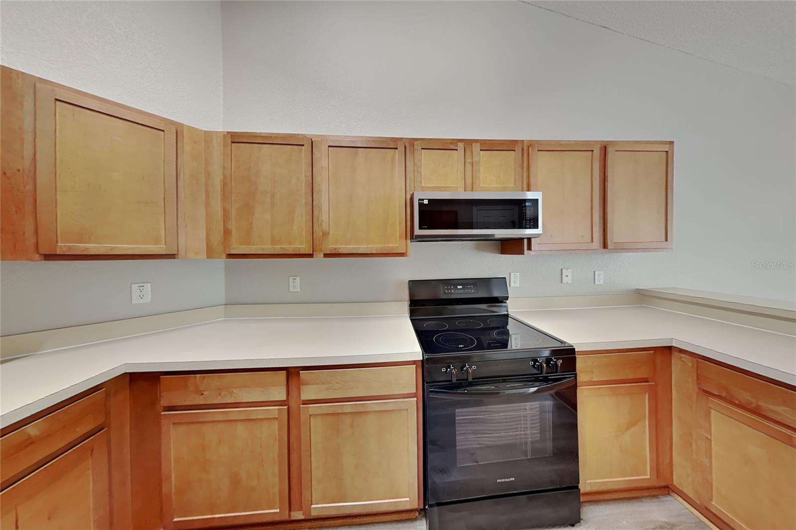 OAK VILLAGE SUGARMILL WOODS SUB - Residential Lease