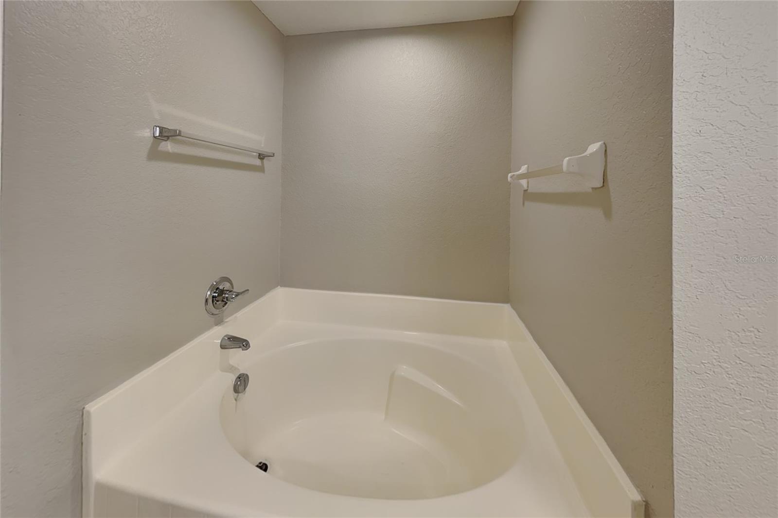 OAK VILLAGE SUGARMILL WOODS SUB - Residential Lease