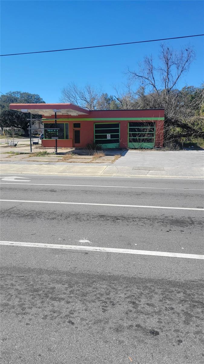 ORIGINAL NEWBERRY - Commercial Sale