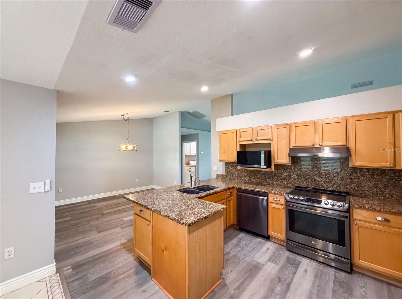 SILVER ACRES FIRST ADD - Residential