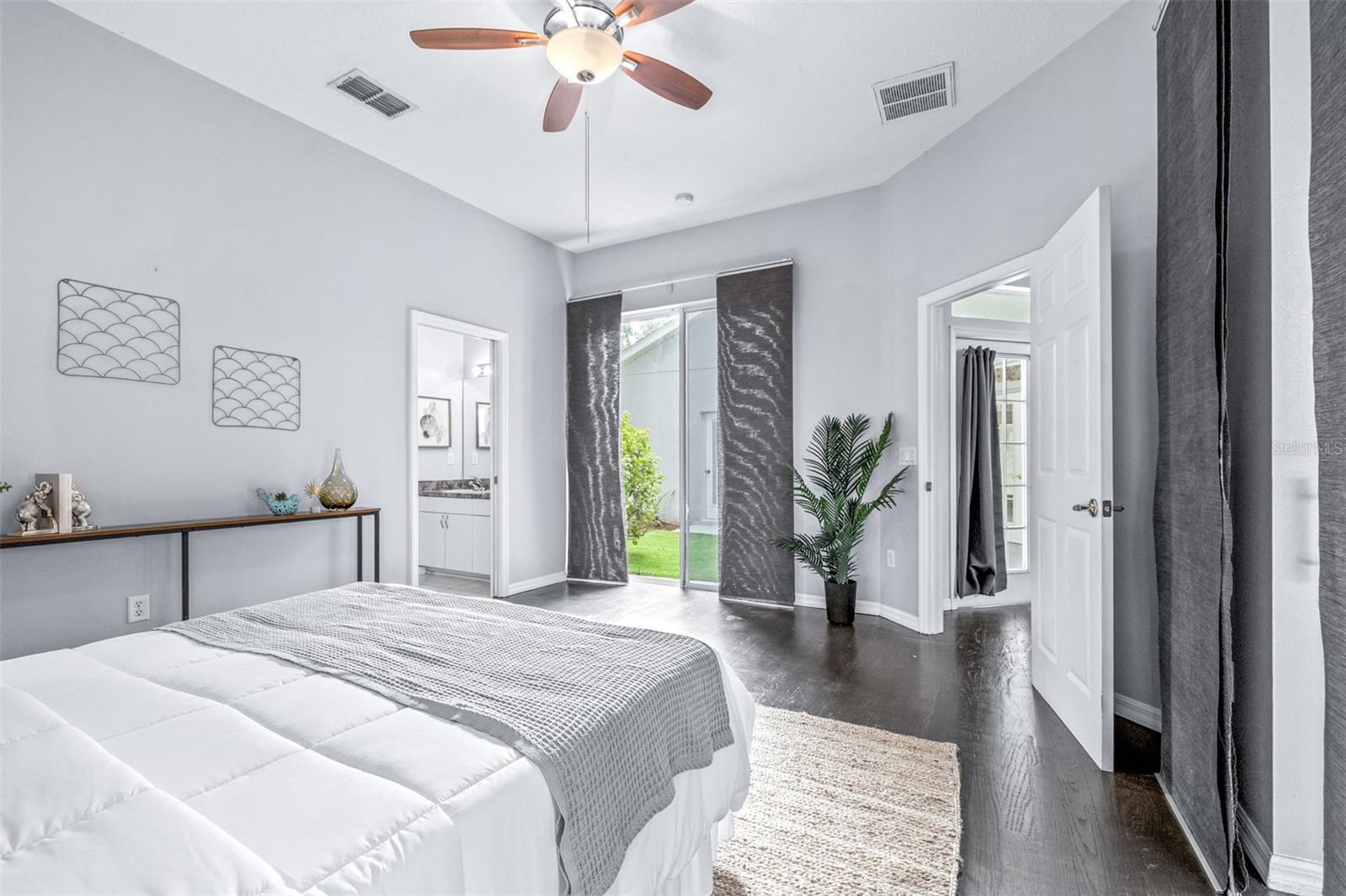 WINDSOR PLACE AT RIVER RIDGE - Residential