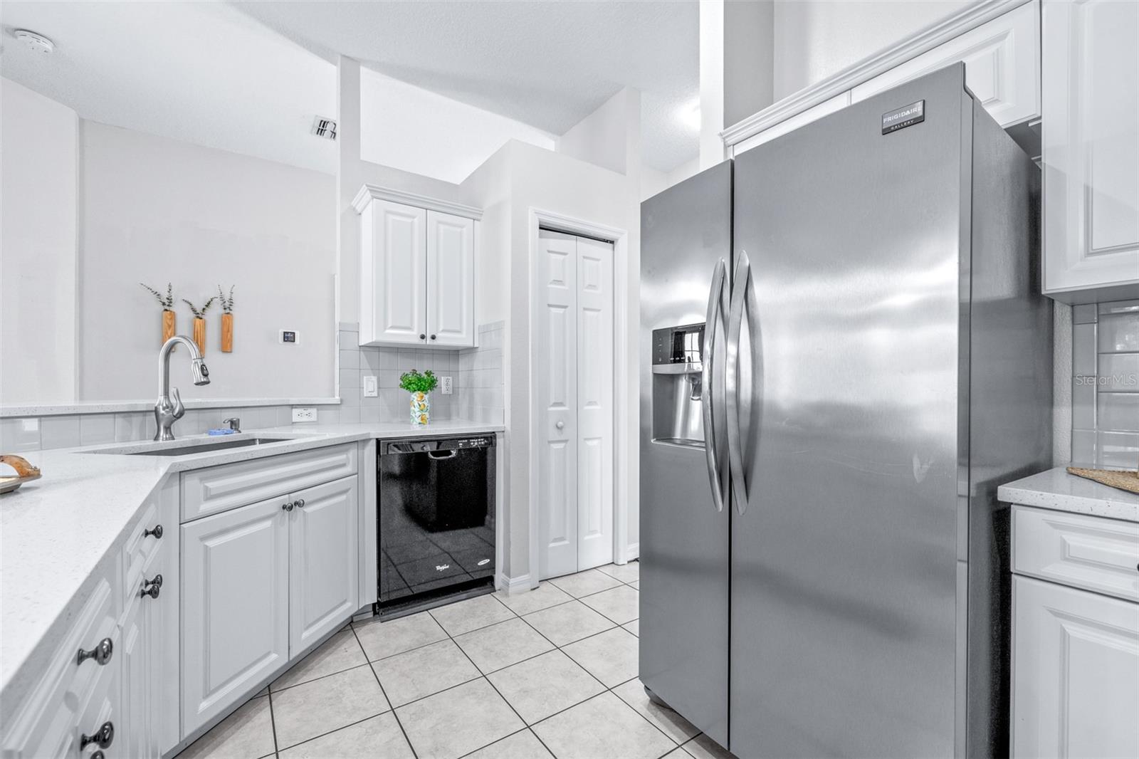 WINDSOR PLACE AT RIVER RIDGE - Residential