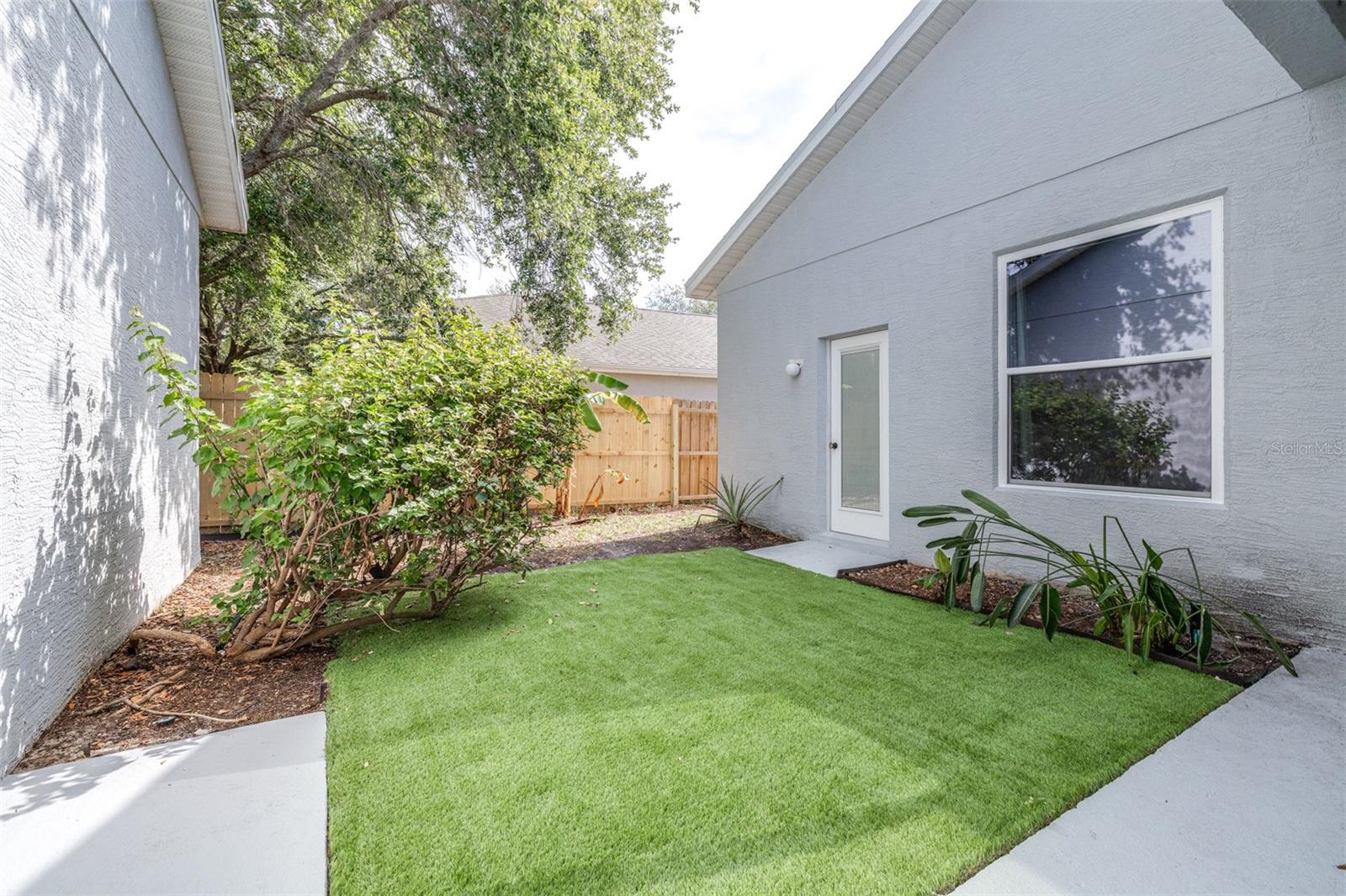 WINDSOR PLACE AT RIVER RIDGE - Residential