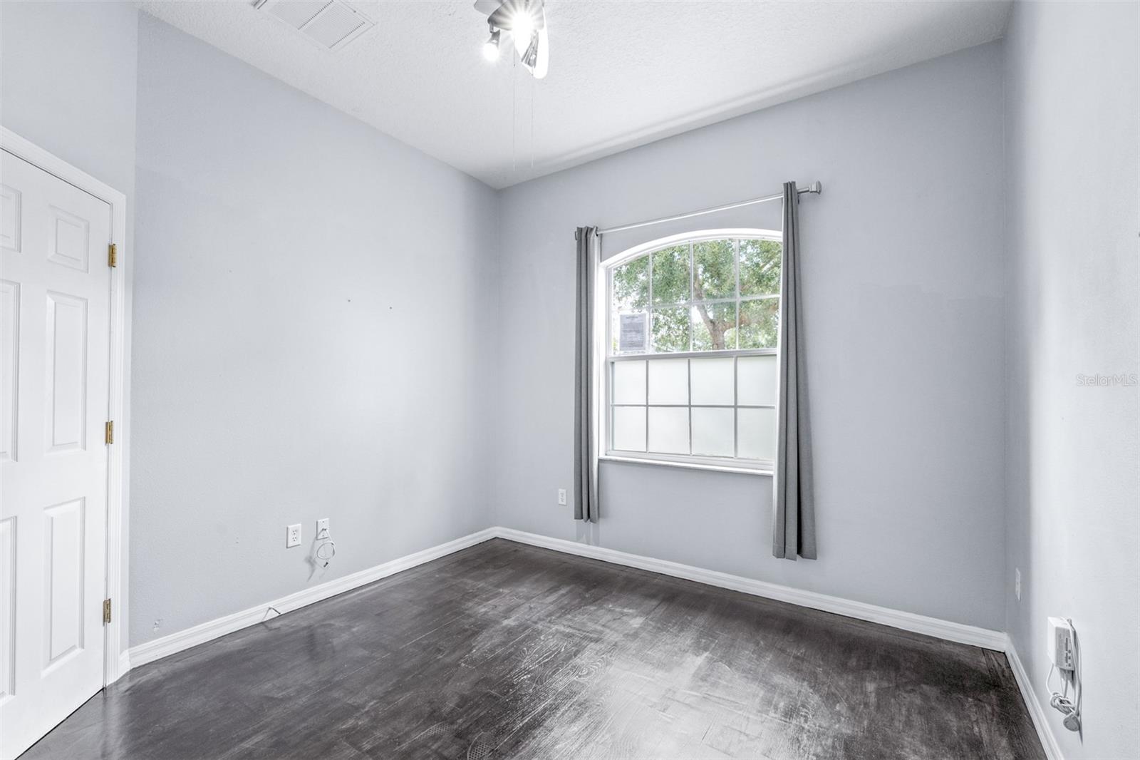WINDSOR PLACE AT RIVER RIDGE - Residential