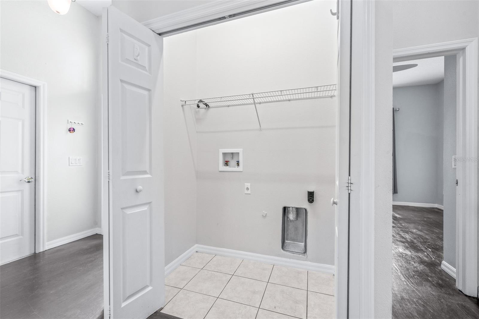 WINDSOR PLACE AT RIVER RIDGE - Residential