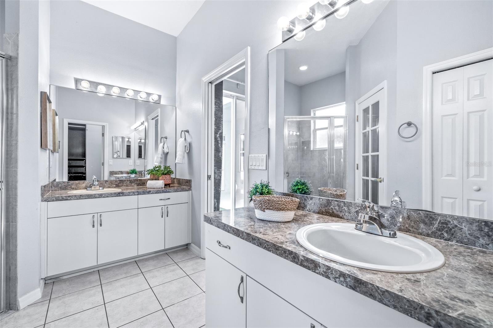 WINDSOR PLACE AT RIVER RIDGE - Residential