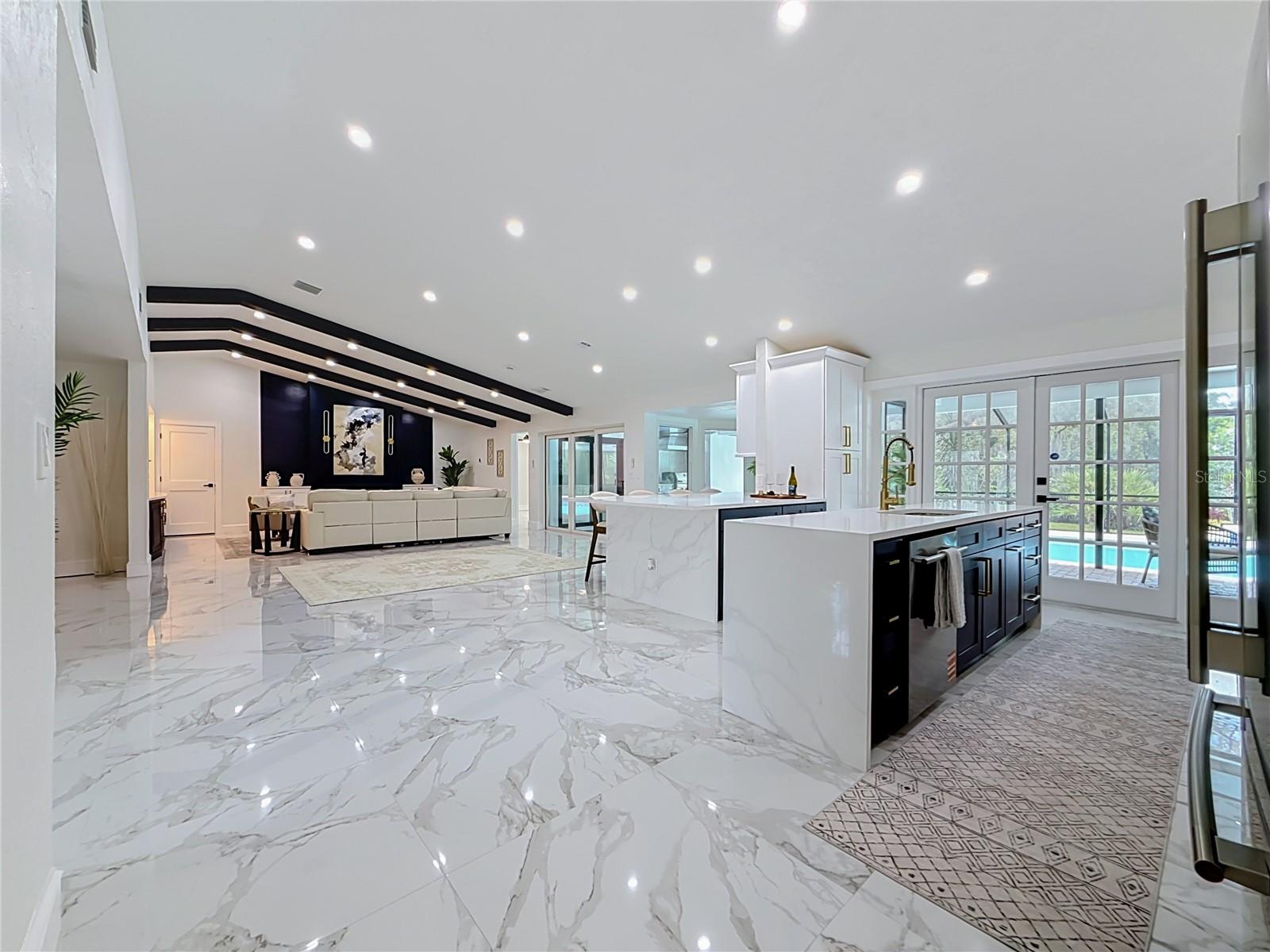 WEYBRIDGE WOODS-UNIT C - Residential
