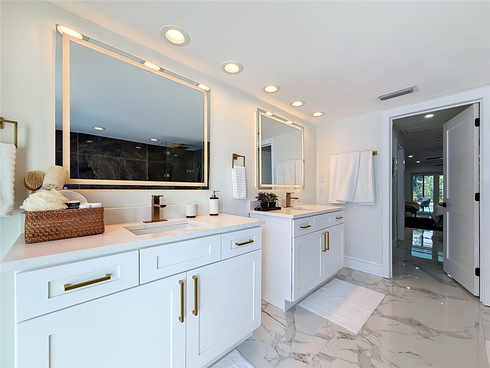 WEYBRIDGE WOODS-UNIT C - Residential