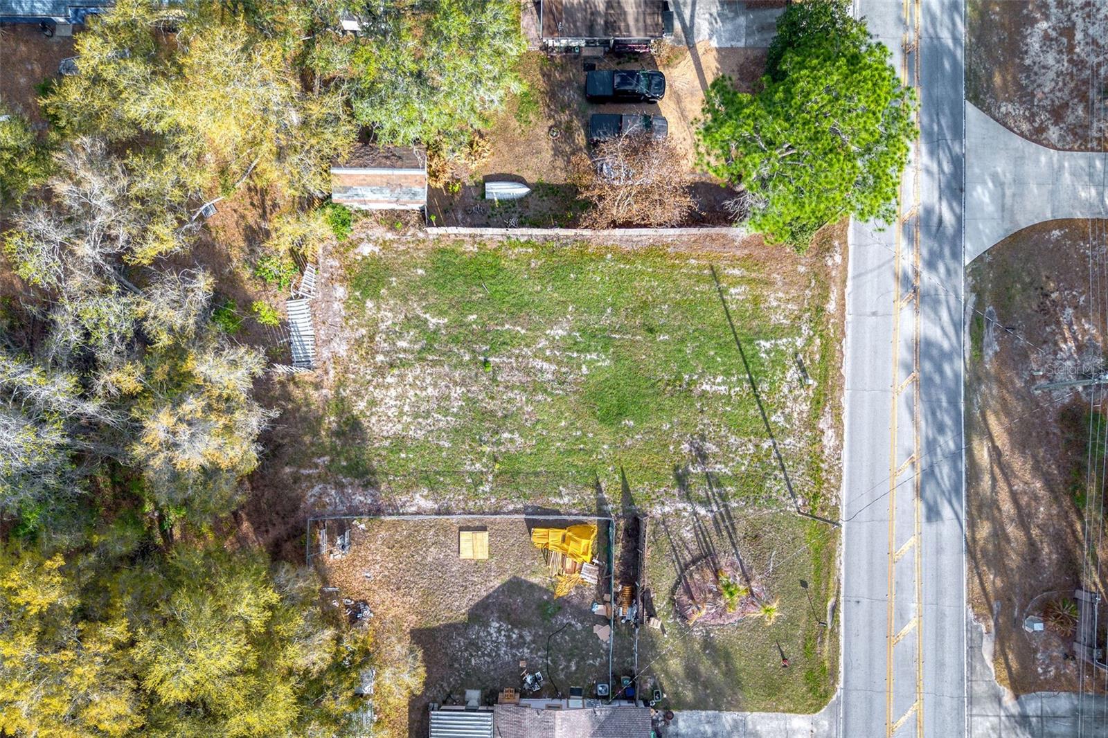 CARLTON VILLAGE PARK - Land