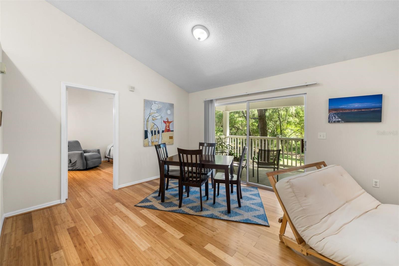 THE LINKS - Residential