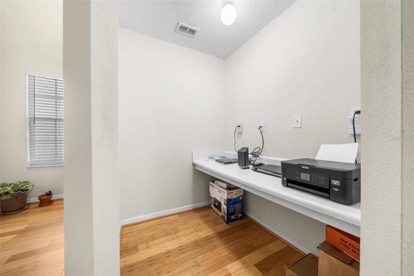 THE LINKS - Residential