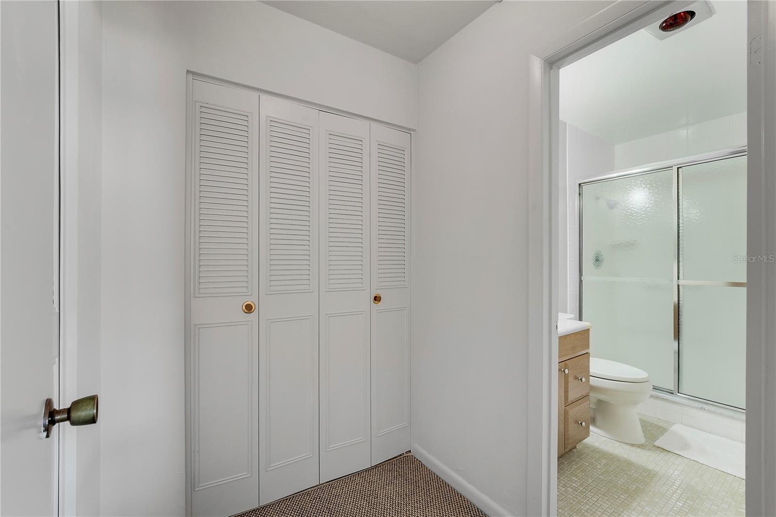 QUEENS COVE HOUSE CONDO - Residential