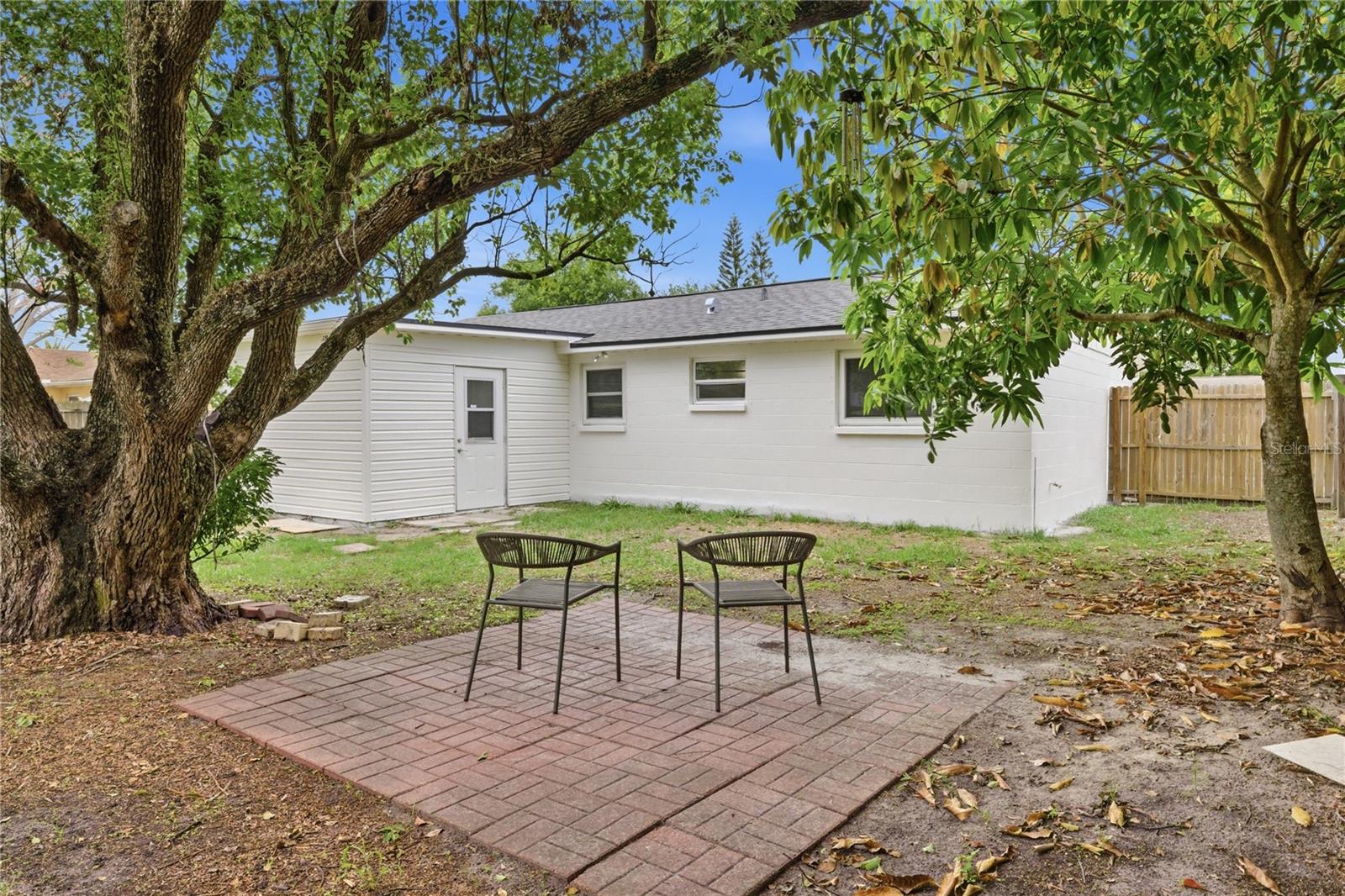HILLANDALE - Residential