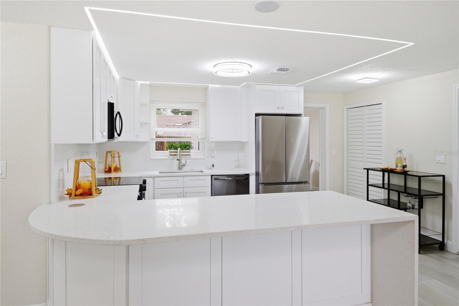 HILLANDALE - Residential