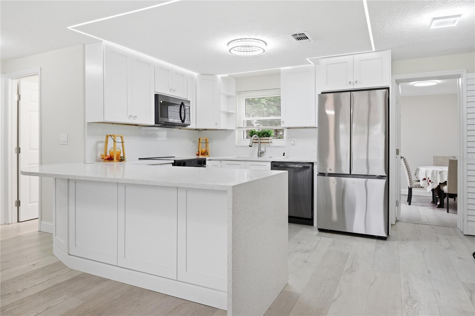 HILLANDALE - Residential