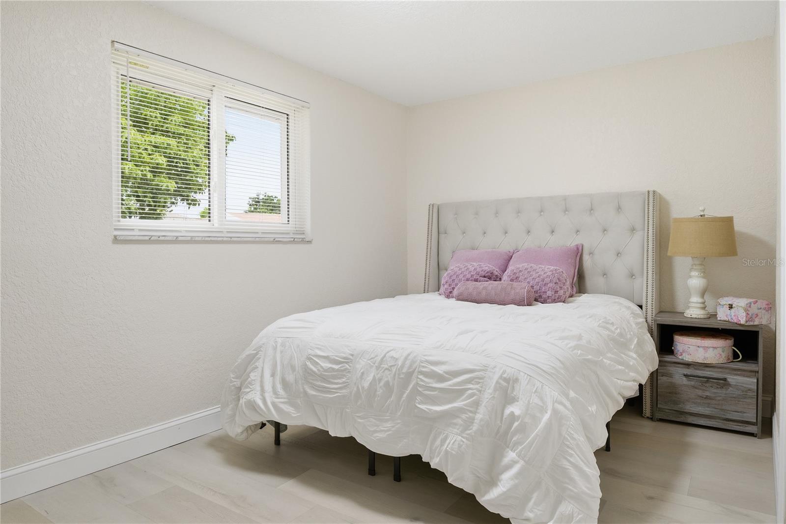 HILLANDALE - Residential