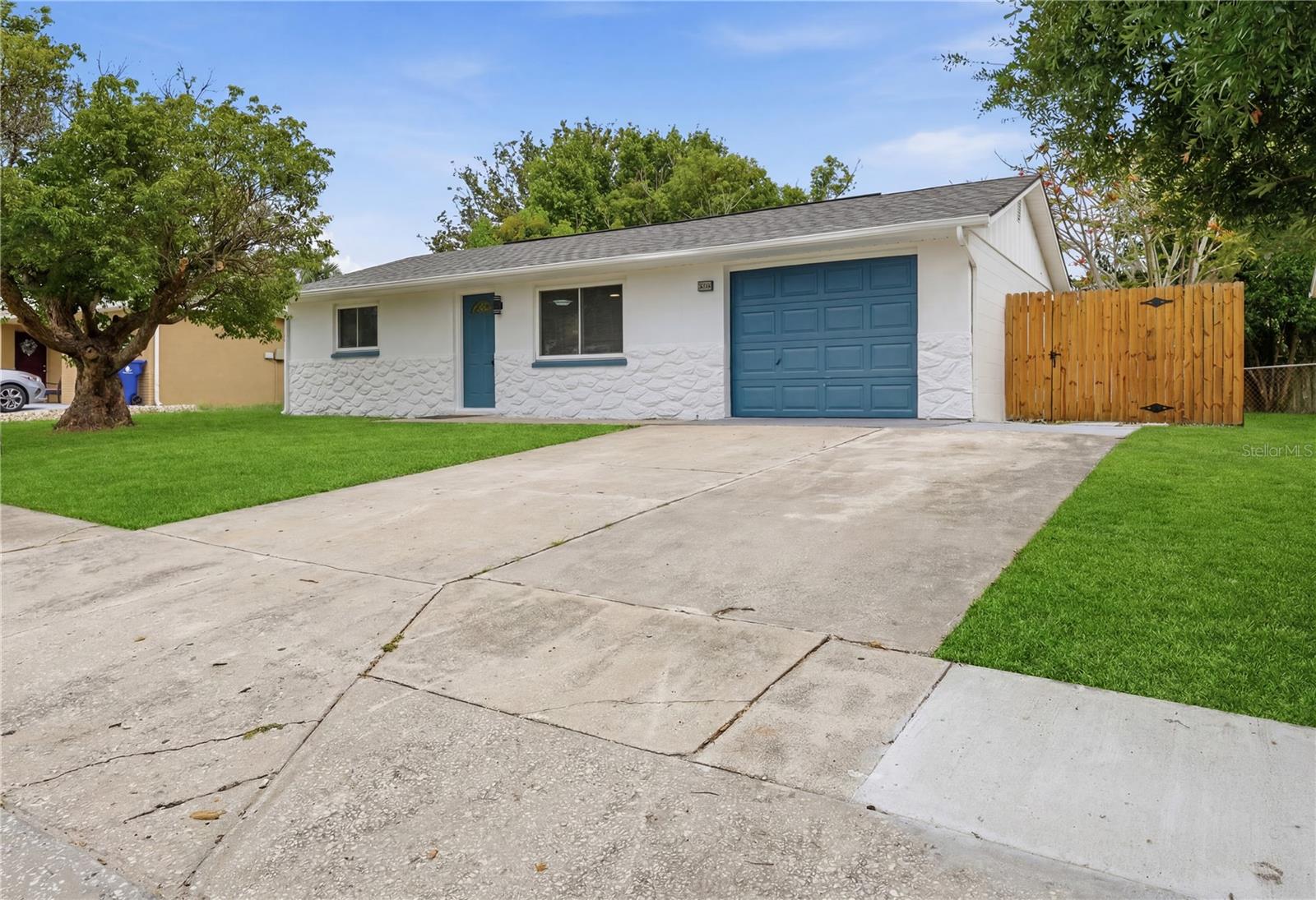HILLANDALE - Residential